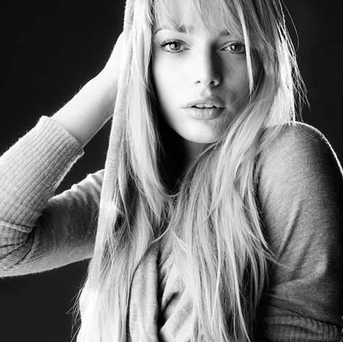 I next demonstrated 3 point lighting.