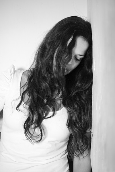 DL_20 DL 19. A classic Lovegrove pose works well with Miriam's fabulous hair.