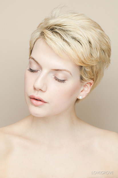 2. We started with a very calm, soft natural look for our first bridal corset.