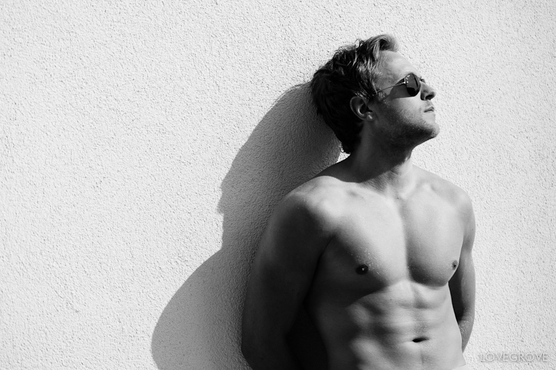 damien-lovegrove-2011-set-078
