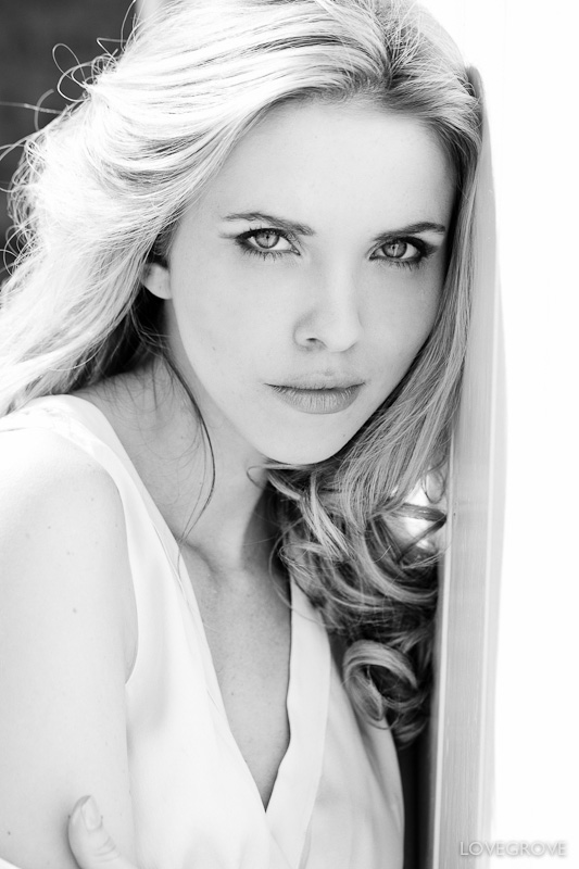 damien-lovegrove-2011-set-103