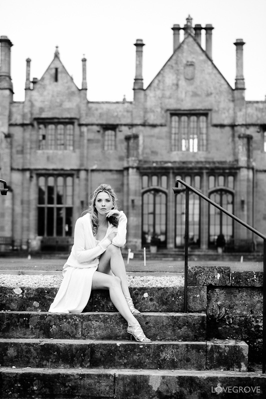 damien-lovegrove-2011-set-109
