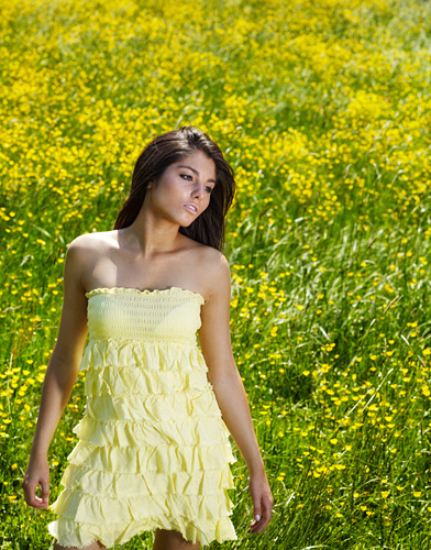 Framing for editorial to leave space at the top and on the right. The softbox lighting gives this picture some polish.