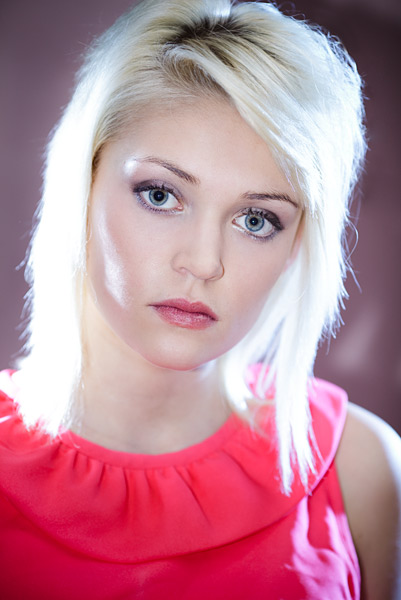 This is the same set up in colour with a slightly different flash balance used this time.
