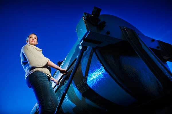 Katy17 Another take on the Sulphuric acid tanker. A 3400k white balance saw the sun become a blue backlight.