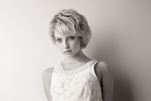 6. I love to keep it all simple in the studio. One Lupo 1200, a Chimera softbox and a reflector.