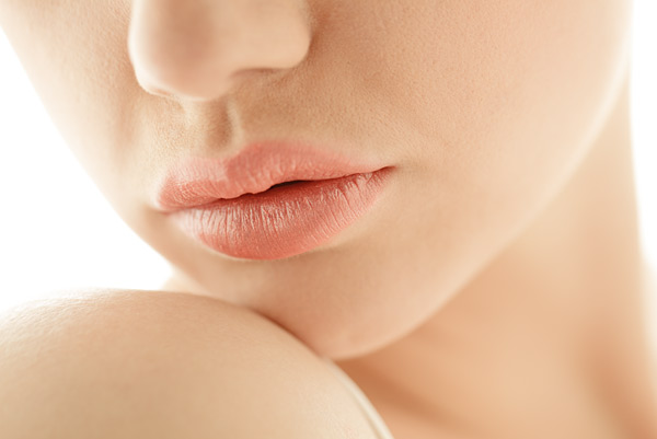 10. My 100mm macro lens comes in handy when I want to shoot close ups. Into the light, always into the light.