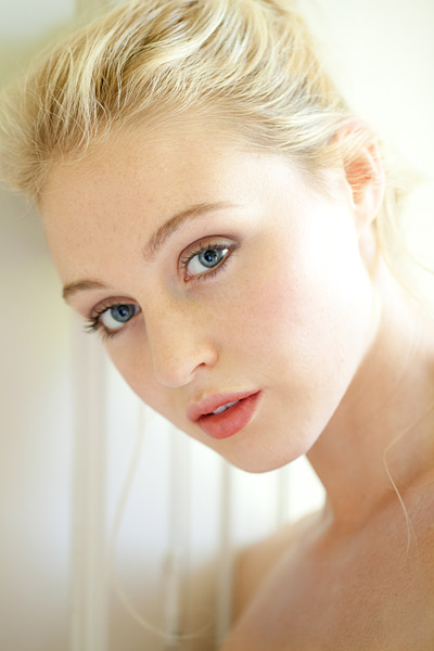 Iskra_Lawrence_58